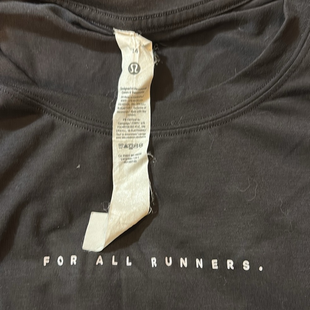 Lululemon Relaxed-Fit Running T-Shirt *Graphic, Black, Size 14 - Picture 4 of 5